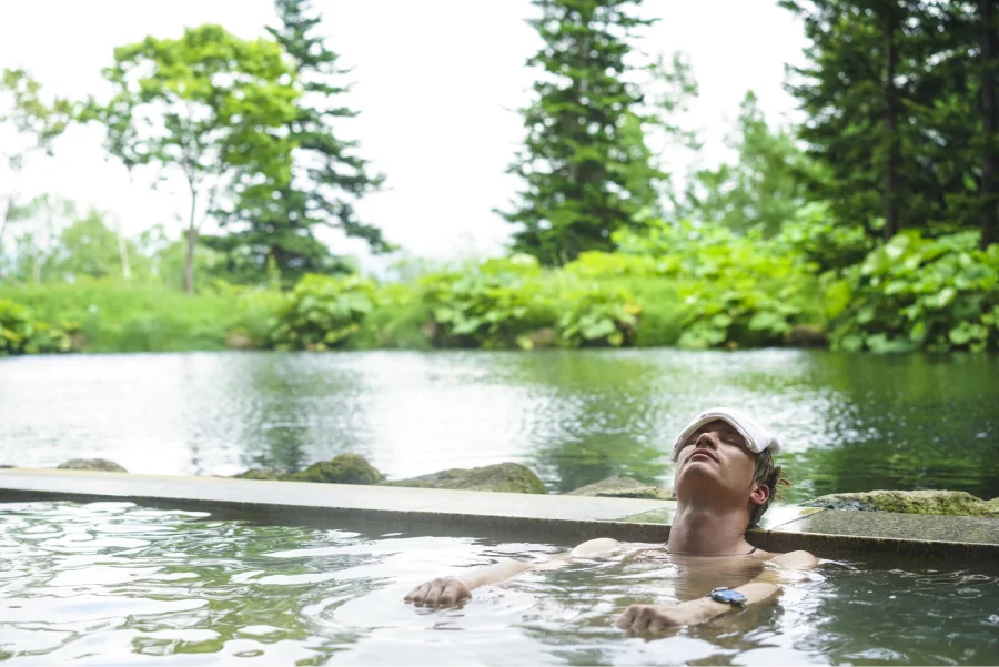 Onsen là nơi mọi người có thể thư giãn, thả lỏng cơ thể và tâm hồn trong một không gian riêng tư