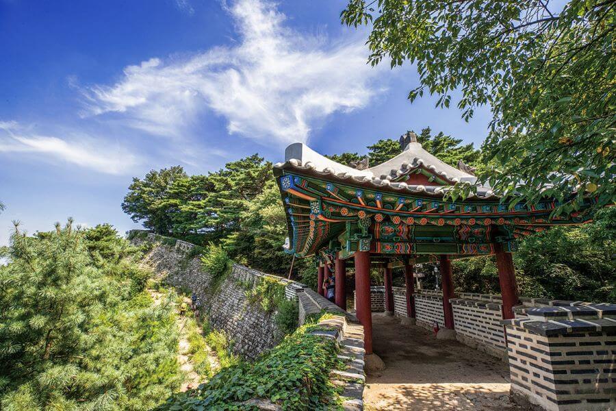 Năm 2014, UNESCO đã công nhận Namhansanseong là Di sản Văn hóa Thế giới