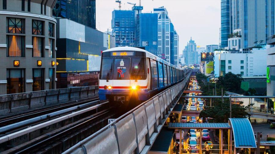 Tàu điện ngầm MRT là loại phương tiện giao thông với thiết kế tiện lợi