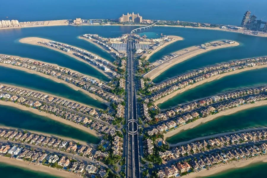 Nơi đây nổi tiếng là hòn đảo nhân tạo, công trình vỹ đại của người Dubai