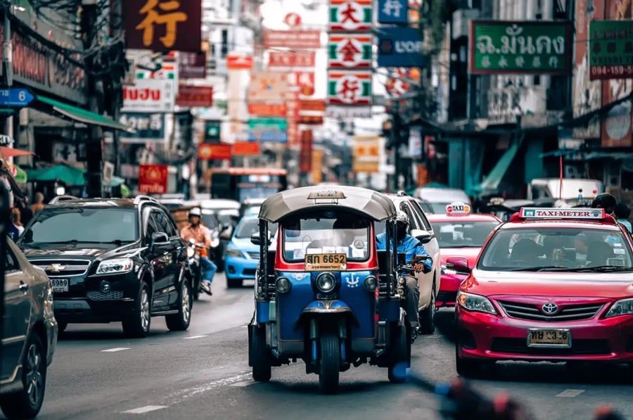 Xe tuk tuk - phương tiện di chuyển và phổ biến nhất tại Xứ sở chùa vàng