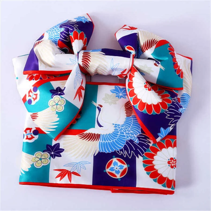 Obi cũng là một trong những phụ kiện mang điểm nhấn cho bộ Kimono