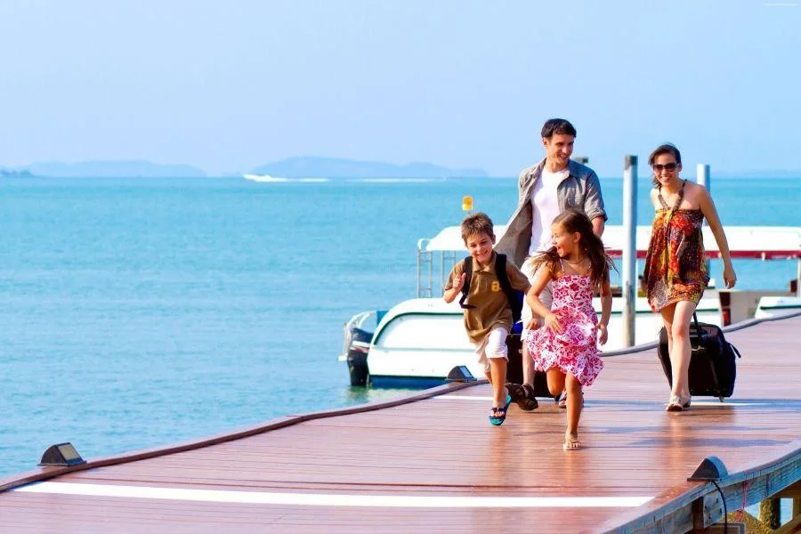Sự khác nhau giữa đi du lịch theo tour và đi du lịch tự túc