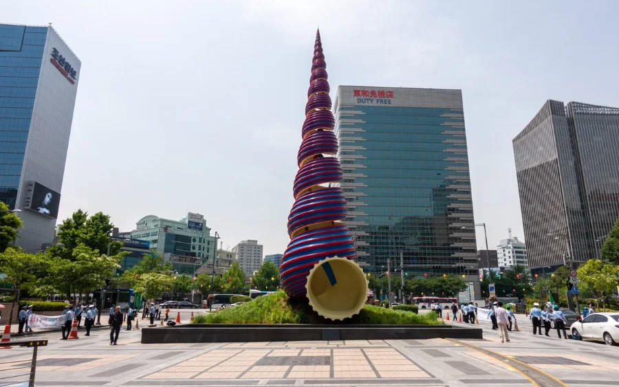 Cheonggye Plaza là một điểm đến không thể bỏ qua khi đi du lịch Seoul