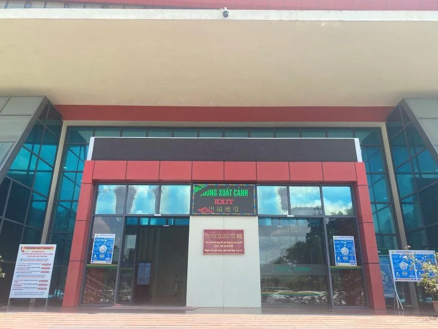 Tại sao không nên đi du lịch Trung Quốc bằng đường bộ