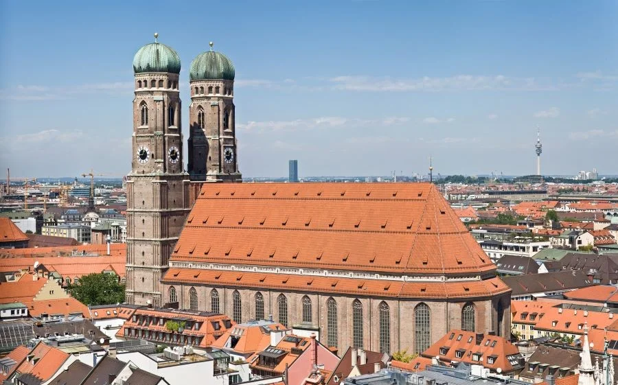 Thành phố Munich là thủ phủ của tiểu bang Bavaria sở hữu nhiều cảnh quan thiên nhiên tươi đẹp 