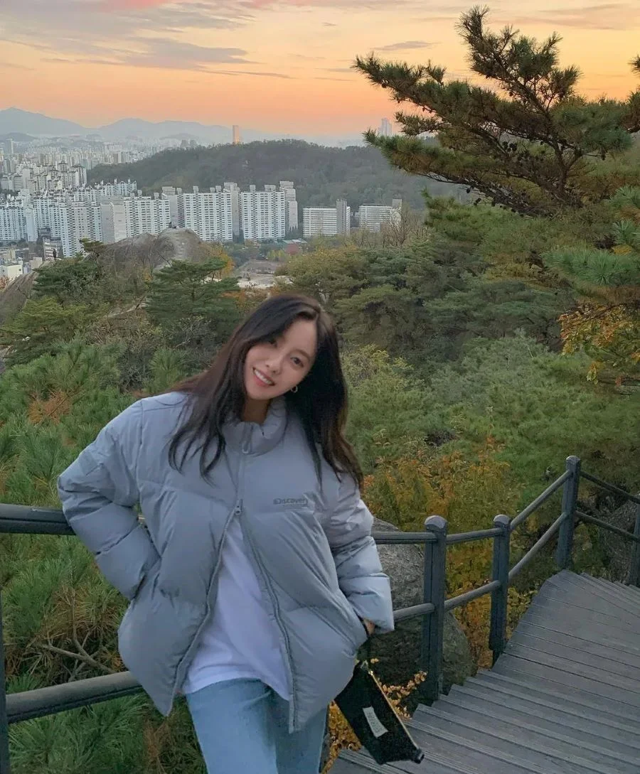 Bạn có thể cần một chiếc áo nhẹ để giữ ấm cho cơ thể