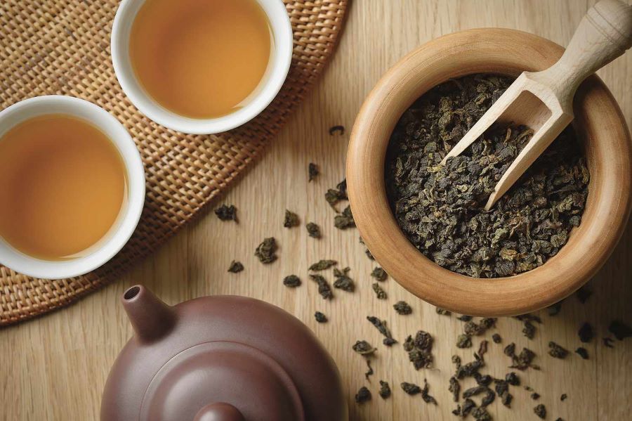 Thưởng thức trà Thiết Quan Âm không chỉ đơn thuần là uống, mà còn là cách để ta cảm nhận tinh hoa đất trời