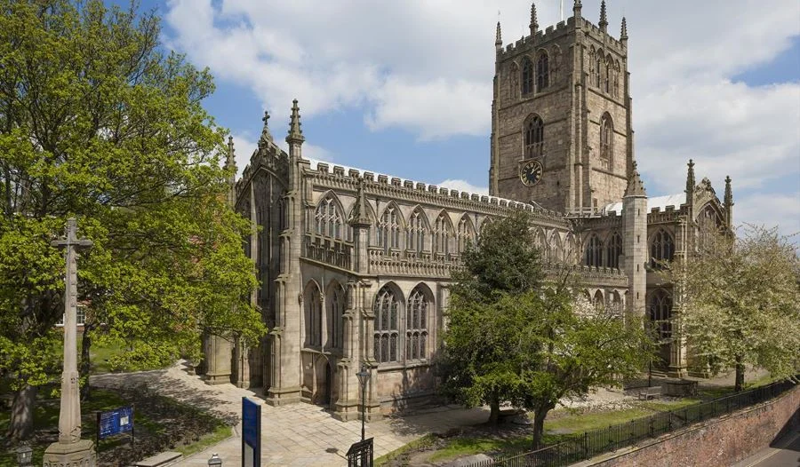 Nhà thờ St Mary the Virgin - một trong những công trình nhà thờ lâu đời bậc nhất ở thành phố Nottingham