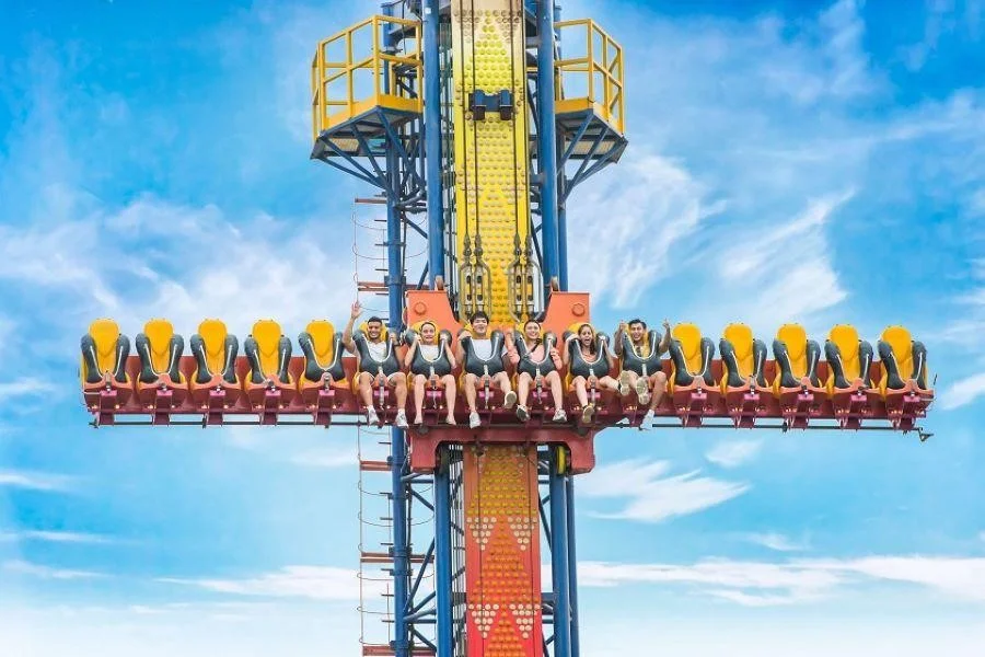 Thế giới trò chơi mạo hiểm Adventure Land