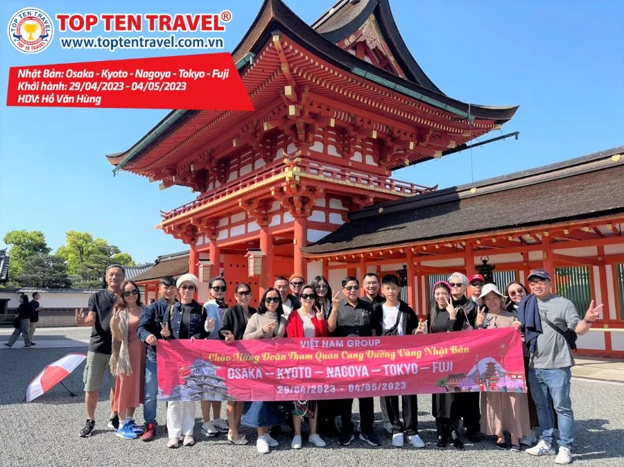 Tổng hợp hình đoàn tour du lịch khởi hành tháng 4 tại Top Ten Travel