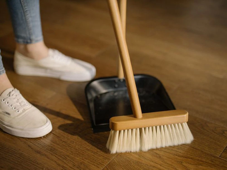 Nếu đổ rác vào ngày đầu năm, người Nhật sợ rằng sẽ mang những điều không tốt lành vào nhà trong suốt cả năm