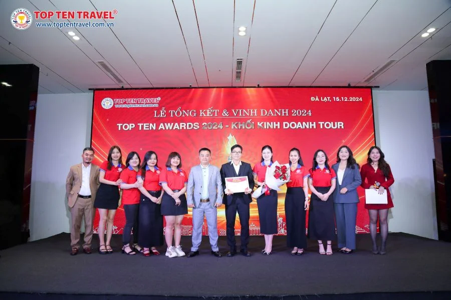 Vinh danh Top Ten Awards 2024 - Khối kinh doanh tour