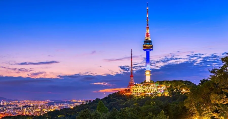 Tháp N Seoul - biểu tượng cho tình yêu vĩnh cửu của thủ đô Seoul