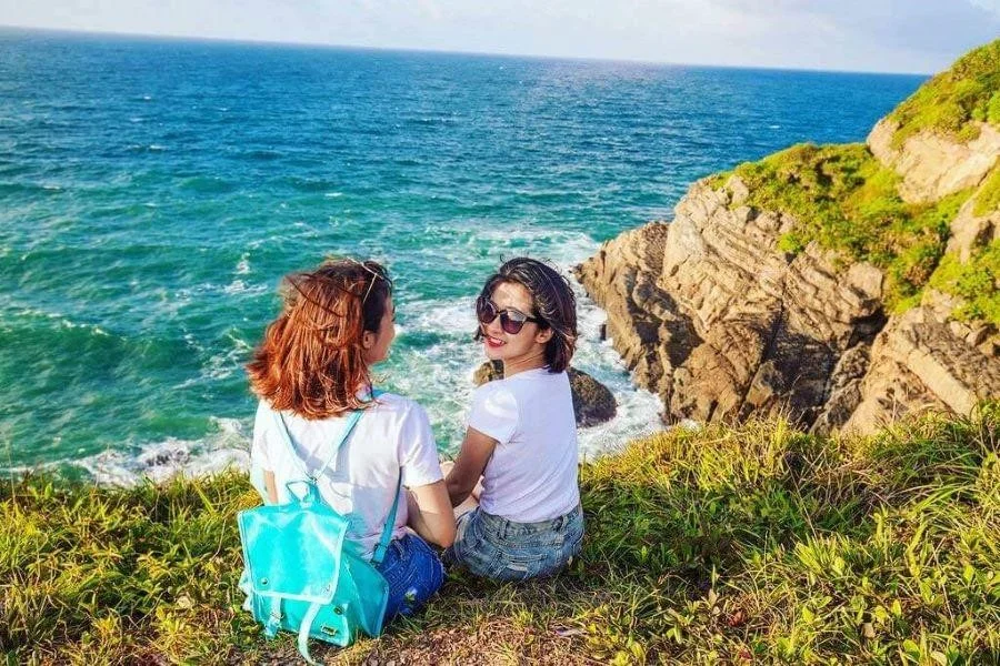 Du khách check - in với cảnh đẹp Cô Tô 