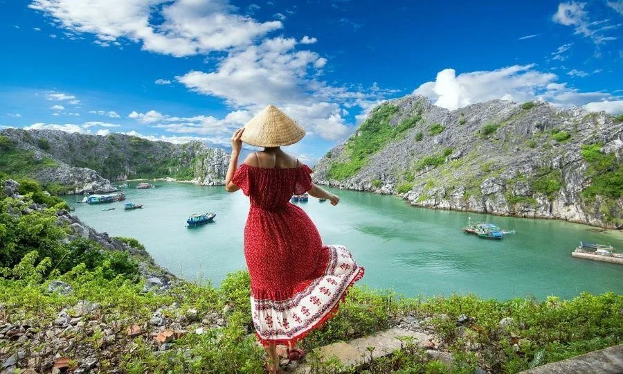 Cát Bà – Hải Phòng đẹp tựa Bali của Indonesia