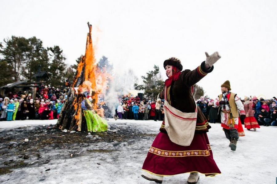 Ivan Kupala mùa Đông mang một nét đẹp ấm cúng, quây quần ngay trong chính ngôi nhà của mỗi người