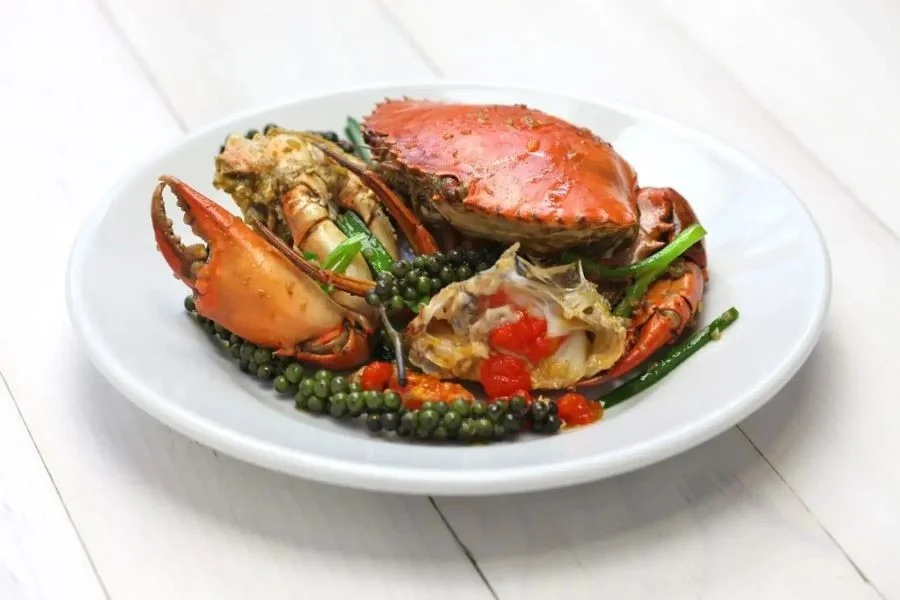 Cua rán tiêu đen với hương vị và mùi vị thơm lừng đặc biệt