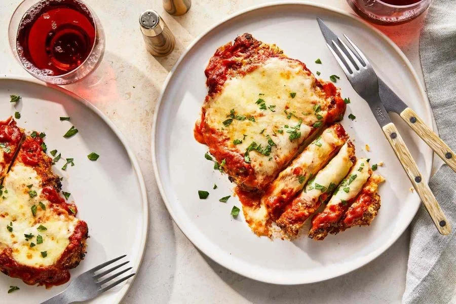 Gà Parmigiana - một trong những món ăn được ưa chuộng bậc nhất ở nước Ý