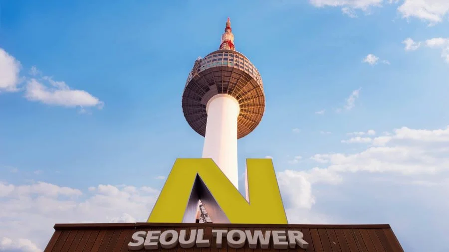  tháp Namsan đã được đổi tên thành N Seoul chữ N nổi bật