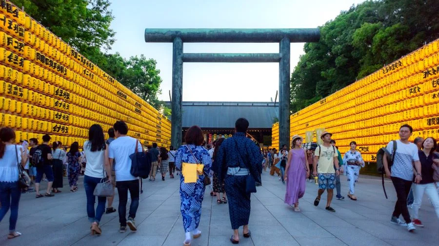 Lễ hội Mitama Matsuri là một trong những lễ hội mùa hè nổi tiếng nhất ở Nhật Bản