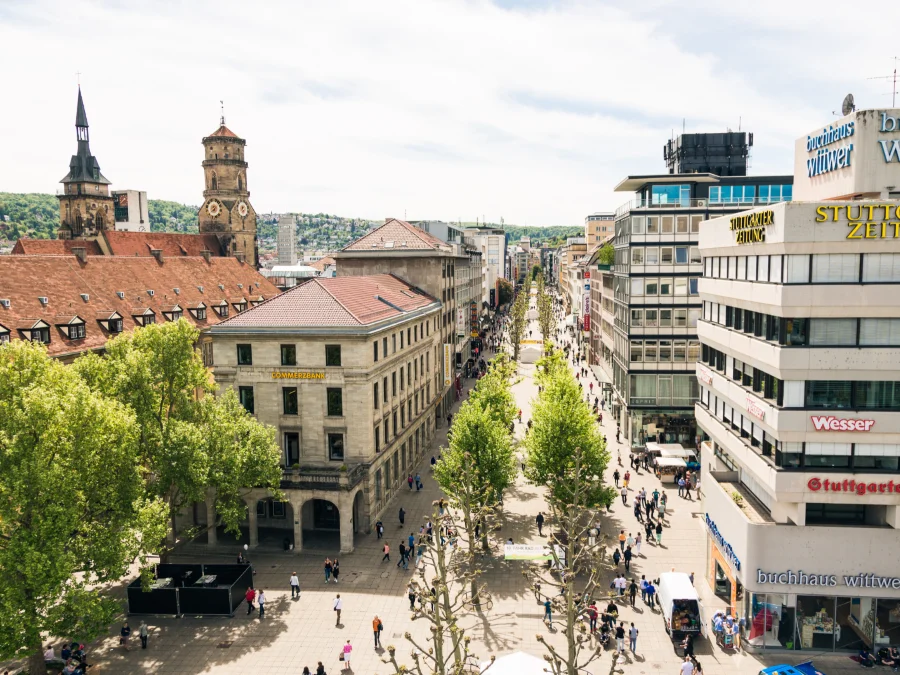 Stuttgart là trung tâm nghệ thuật và văn hóa, với nhiều bảo tàng và sự kiện nghệ thuật đa dạng