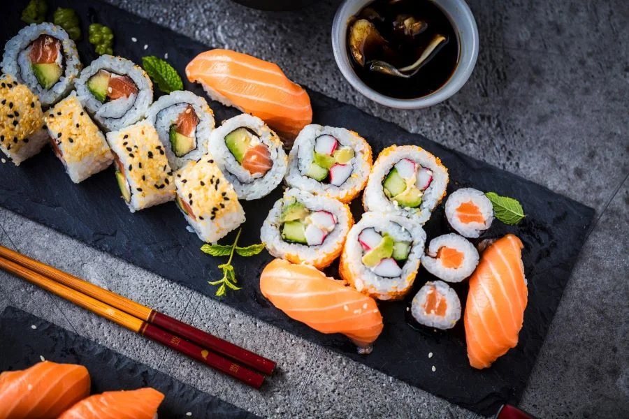Thưởng thức Sushi vào mùa xuân hứa hẹn sẽ mang đến cho thực khách những hương vị hoàn toàn khác biệt 