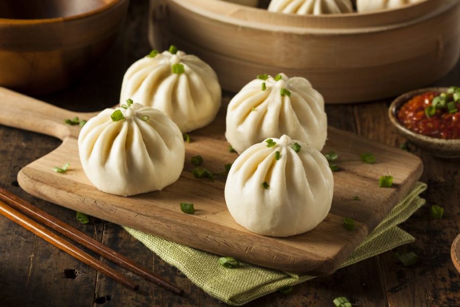 Người Hoa có thể ăn bánh bao vào bất kỳ bữa nào trong ngày như một món ăn chính hay lót dạ