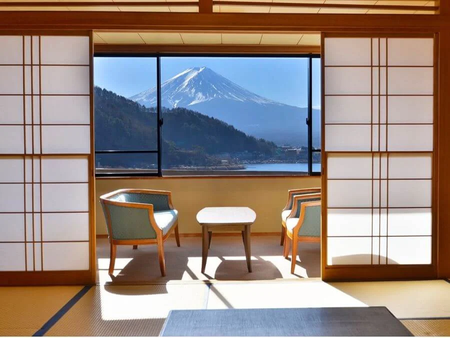 Điểm đặc biệt nhất của Mifujien chính là view ngắm núi Phú Sĩ tuyệt đẹp
