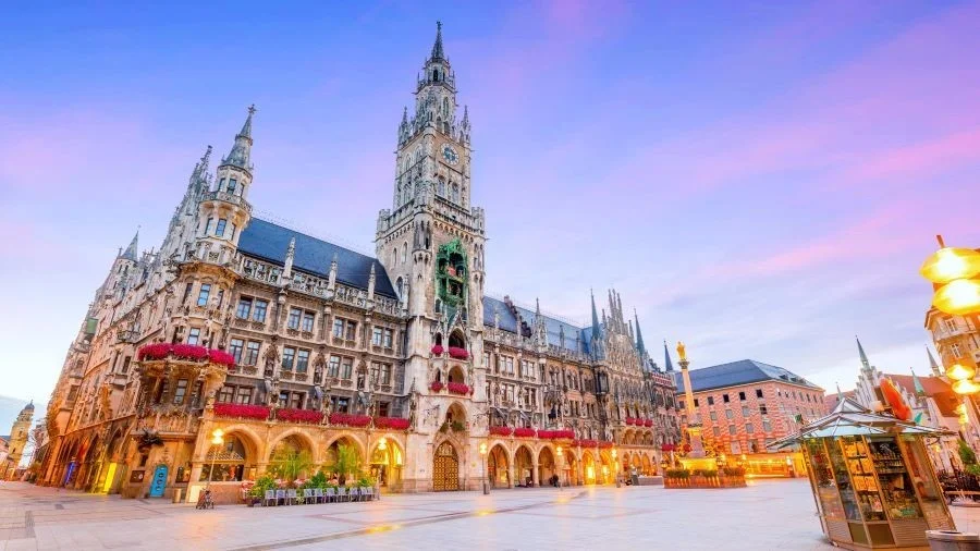 Khung cảnh tráng lệ và xa hoa không thua kém bất cứ thành phố nào ở châu Âu của Munich
