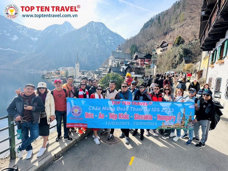 Đoàn khách Top Ten tham gia Tour Đông Âu: Đức - Áo - Tiệp Khắc - Slovakia - Hungary