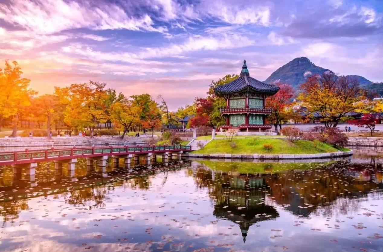 Du lịch nước ngoài dịp lễ 30/04 - 1/5 Top Ten Travel