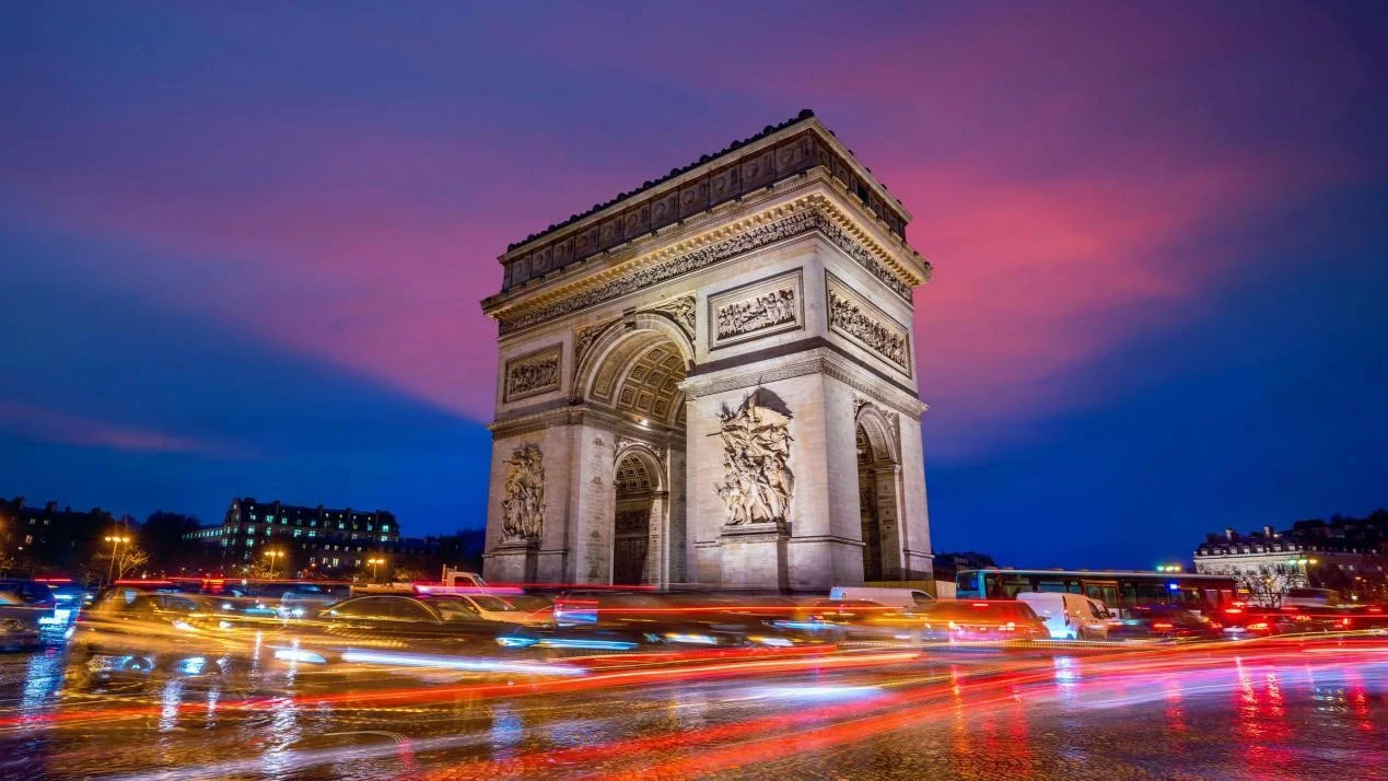 Du lịch nước ngoài dịp lễ 30/04 - 1/5 Top Ten Travel