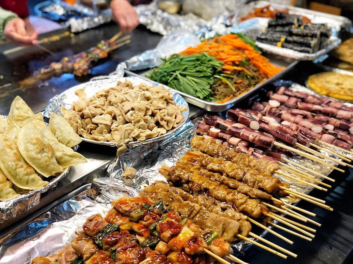 Du lịch nước ngoài dịp lễ 30/04 - 1/5 Top Ten Travel