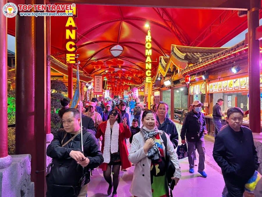 Đoàn Khách tham quan và khám phá Trung Quốc
