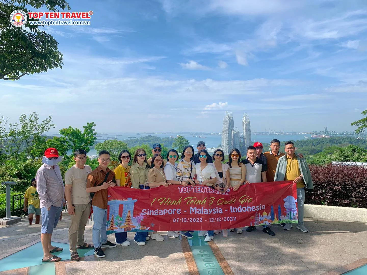 Tour Singapore - Indonesia - Malaysia của Top Ten Travel