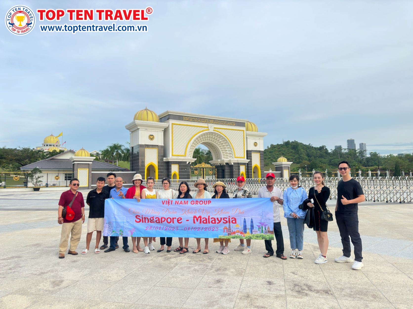 Tour Singapore - Indonesia - Malaysia của Top Ten Travel