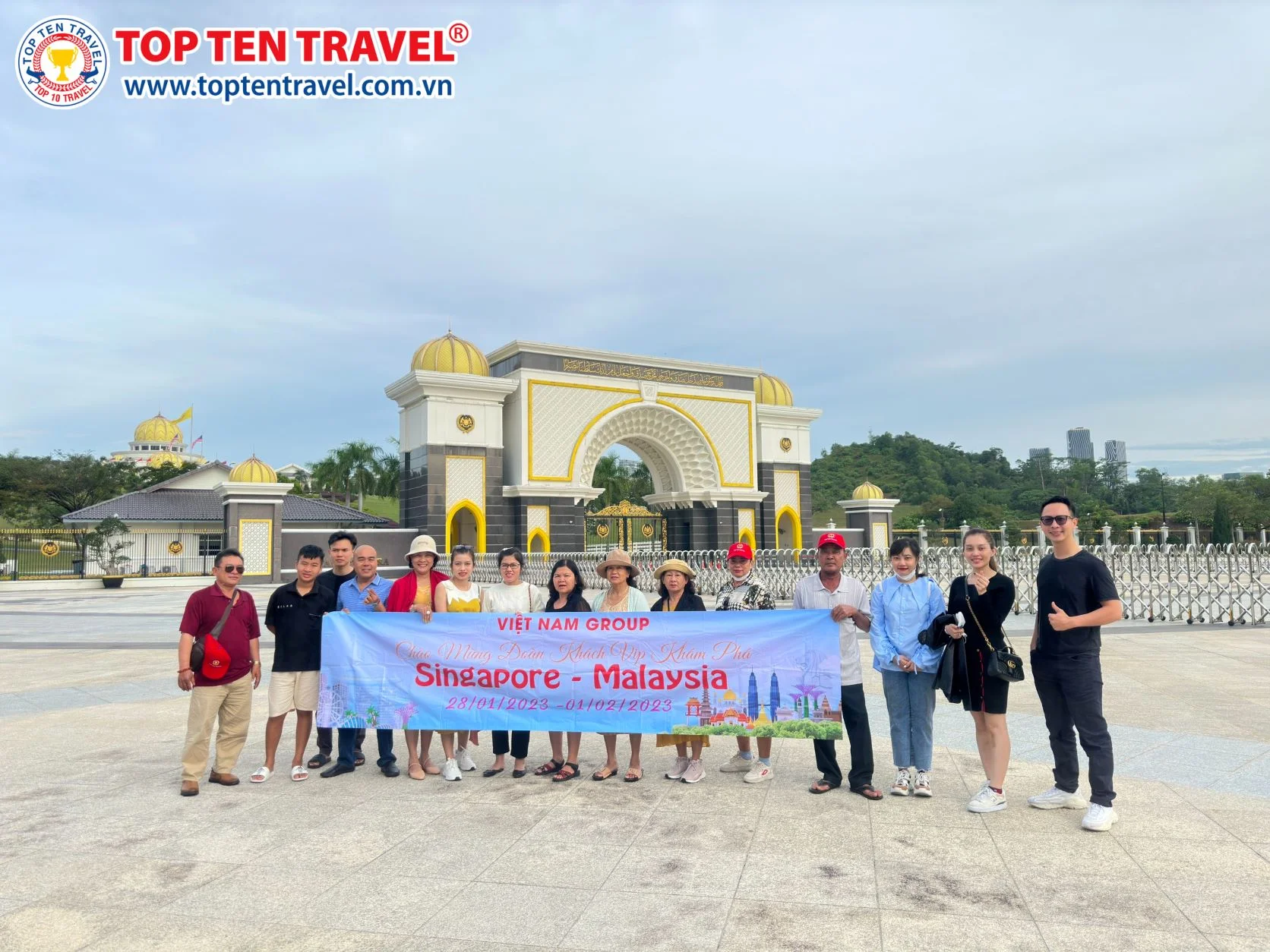 Tour Singapore - Indonesia - Malaysia của Top Ten Travel