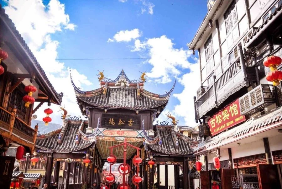 Khám phá vẻ đẹp của Phố Cổ Tùng Phan