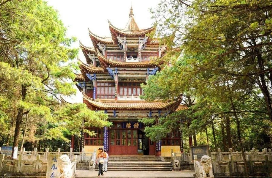 Chùa Đồng Kim Điện - Một trong những ngôi chùa lớn tại Trung Quốc