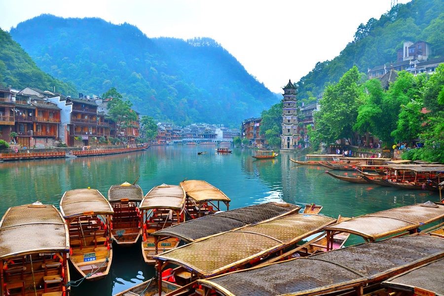 Vẻ đẹp bình yên của Bến Thuyền Sông Đà Giang