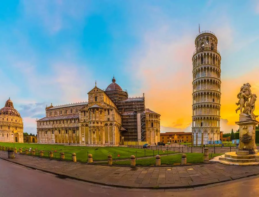 Tháp Nghiêng Pisa là một trong những biểu tượng nổi tiếng nhất của nước Ý