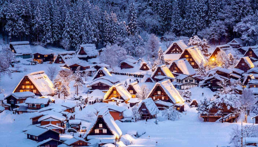 Vẻ đẹp mê hoặc của Làng cổ Shirakawa-go mùa tuyết trắng