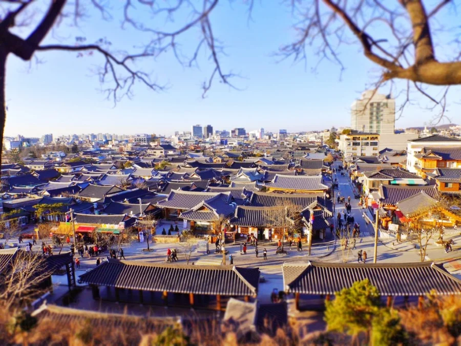 Vẻ đẹp tựa cổ tích tại Làng cổ Jeonju khi đi du lịch Hàn Quốc