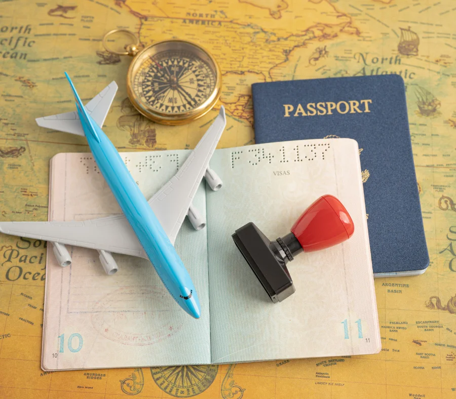 Việc sở hữu hộ chiếu trắng sẽ khiến Bạn dễ gặp bất lợi khi xin visa Châu Âu