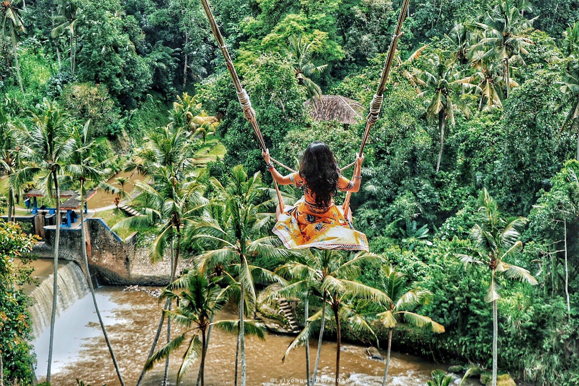 "Xích đu tử thần" Bali phiên bản Việt ngay tại Quảng Bình "Xích đu tử thần" Bali phiên bản Việt ngay tại Quảng Bình