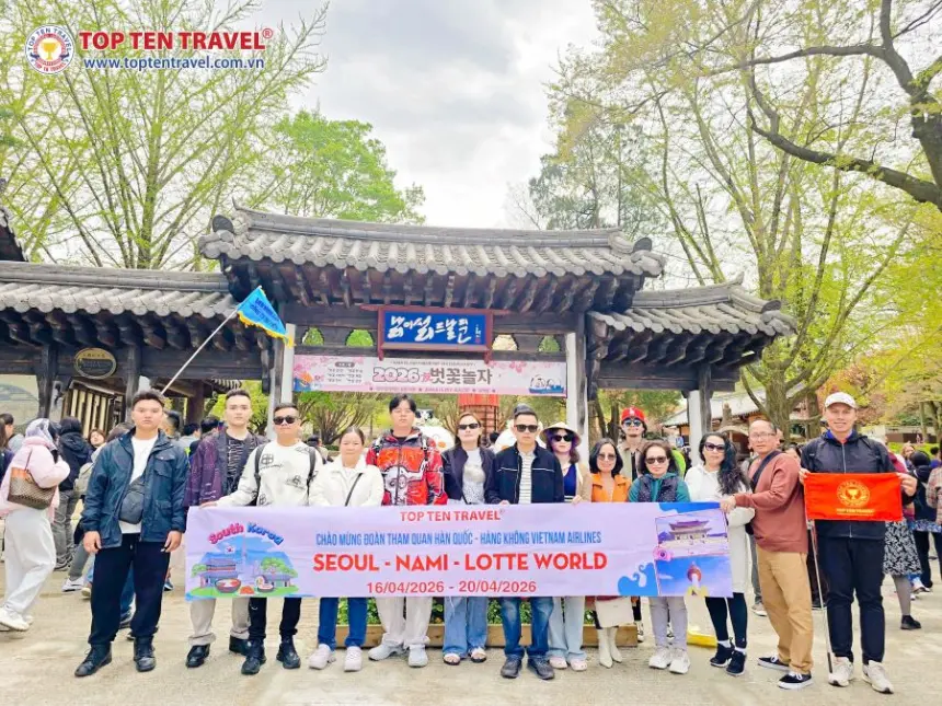 Du khách khi tham gia tour có thể thoải mái khám phá các địa điểm du lịch nổi tiếng của Hàn Quốc