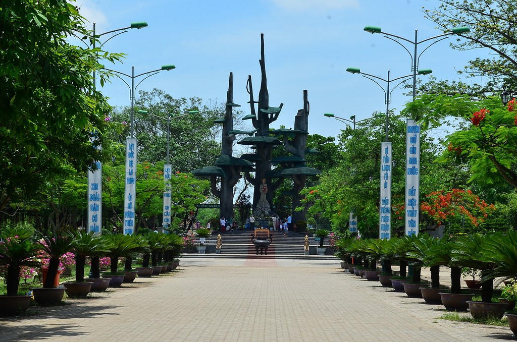 Tour du lịch miền Trung Tết 2020: Đà Nẵng - Huế