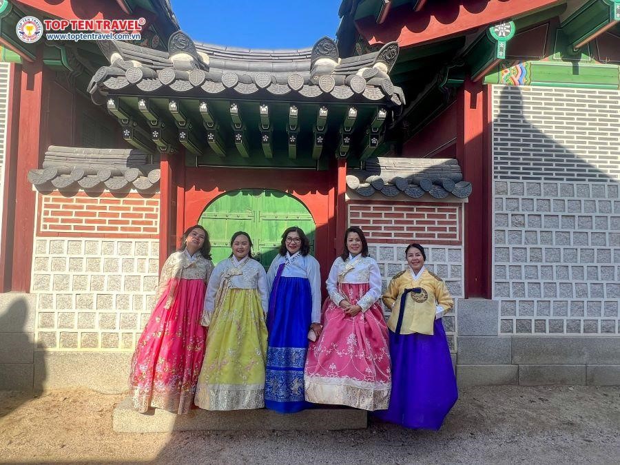 Tìm hiểu về nguồn gốc của Hanbok Hàn Quốc