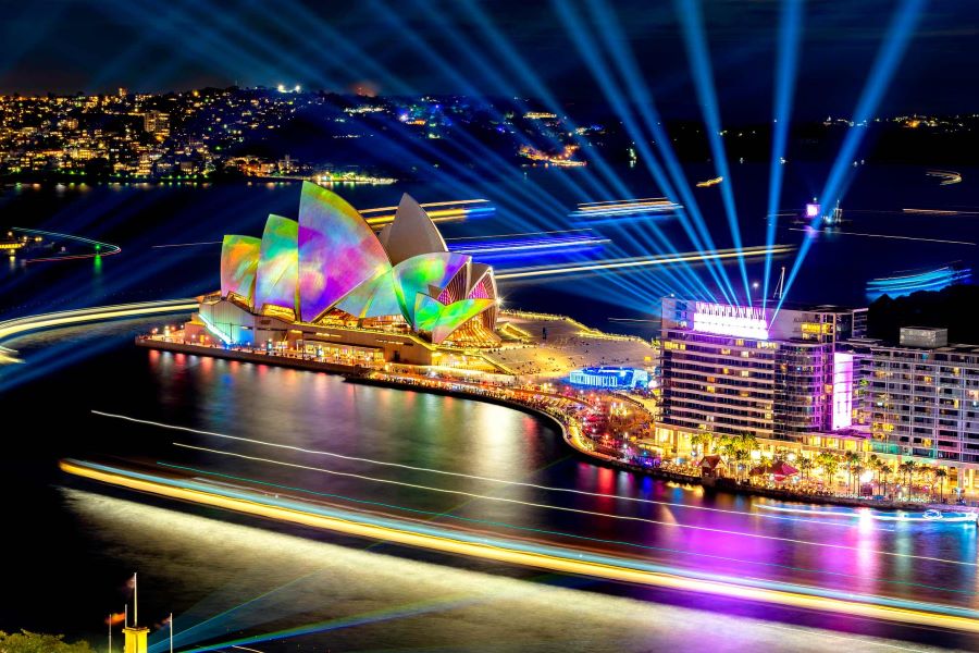 Khám Phá Lễ Hội Vivid Sydney - Ánh Sáng Nghệ Thuật Giữa Lòng Thành Phố